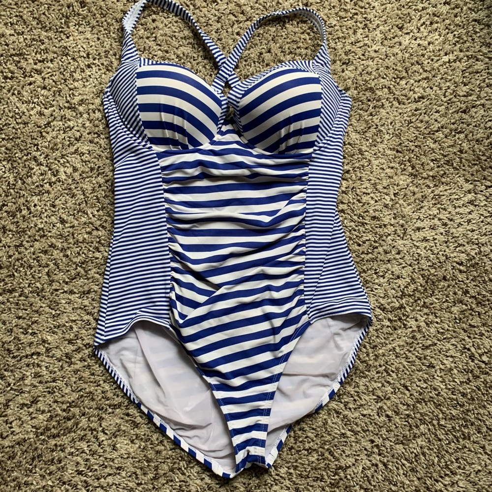Torrid size 2 swimsuit